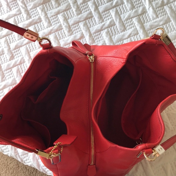 Coach Purse - Picture 4 of 7